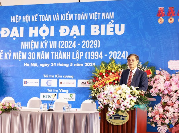 anh VAA 1